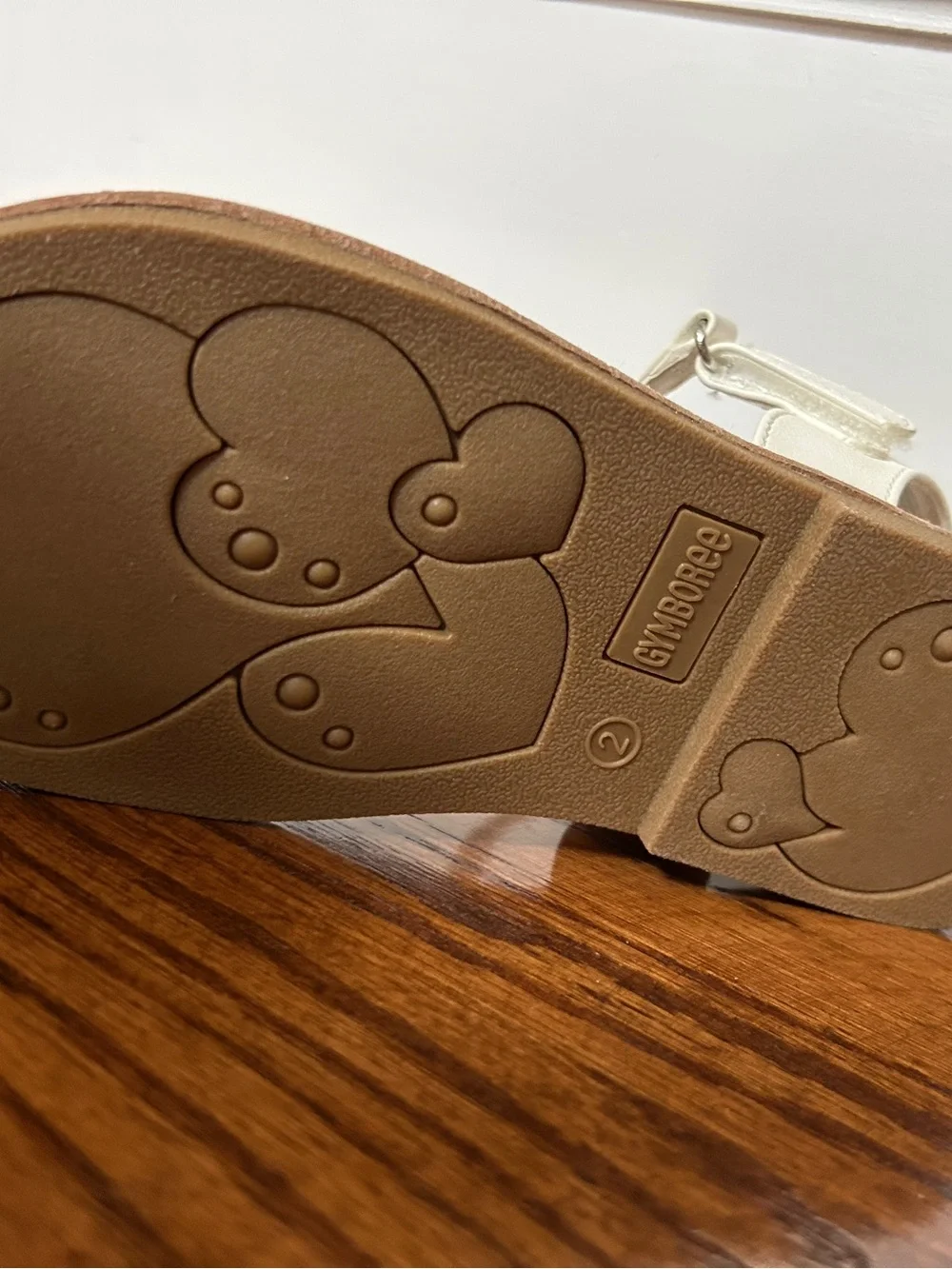 NEW!!!Gymboree Cream Scalloped Laser-Cut Kids Sandals